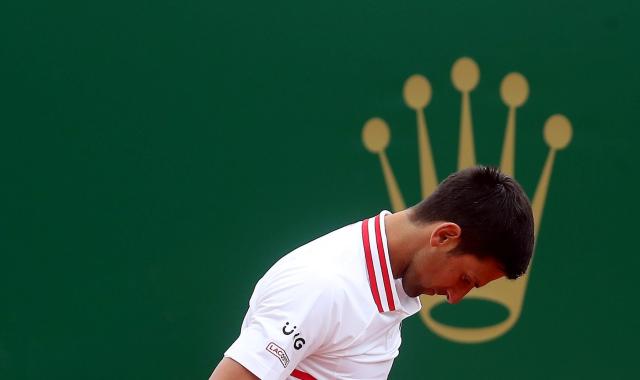 开云官网-德约送出45记失误爆冷出局 本赛季10连胜宣告终结